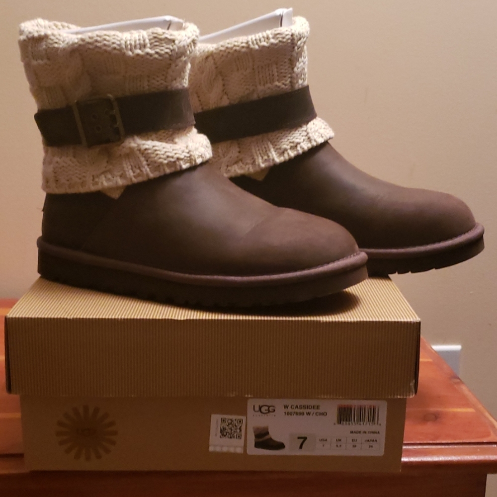 Genuine Ugg Cassidee Boots